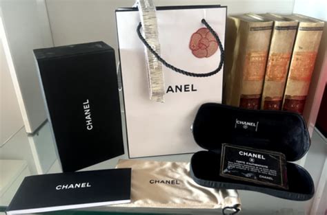 occbiali chanel che garanzia